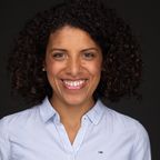 Dr Niamh  Lewis