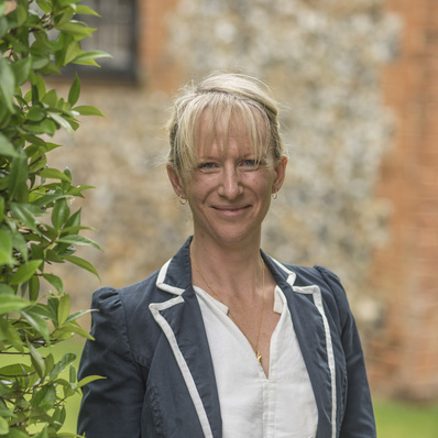 Naomi Mellor 